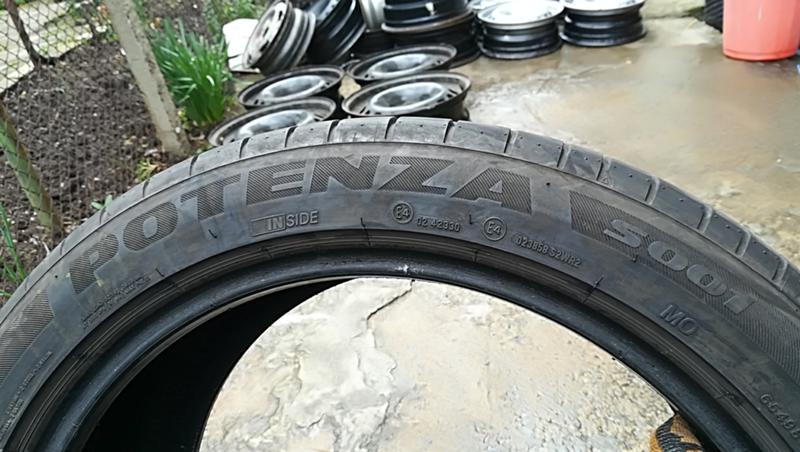 Гуми Летни 275/40R19, снимка 5 - Гуми и джанти - 25086652