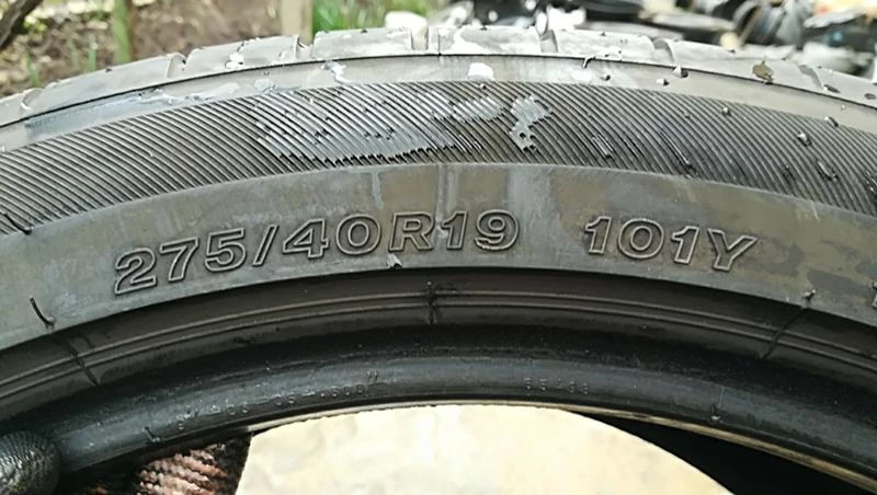 Гуми Летни 275/40R19, снимка 6 - Гуми и джанти - 25086652