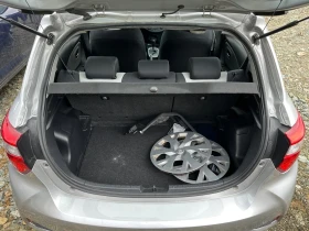 Toyota Yaris 1.5 hybrid На части!, снимка 11