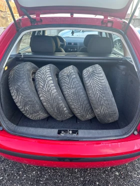 Skoda Fabia Уникат/Гаражен/Климатик, снимка 5