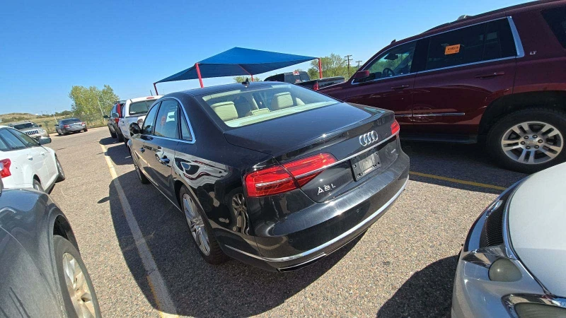 Audi A8 L 3.0T Подгреви Обдухване Heads-up Масажи, снимка 2 - Автомобили и джипове - 47212900