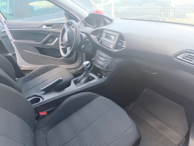 Peugeot 308 1.6 HDi, снимка 6 - Автомобили и джипове - 48164947