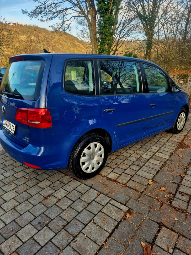 VW Touran, снимка 7 - Автомобили и джипове - 48507843