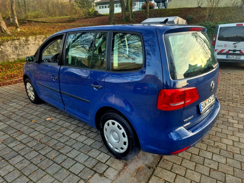 VW Touran, снимка 5 - Автомобили и джипове - 48507843