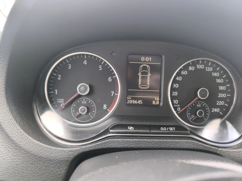 VW Polo 1.6 LPG ГАЗ, снимка 12 - Автомобили и джипове - 49989177