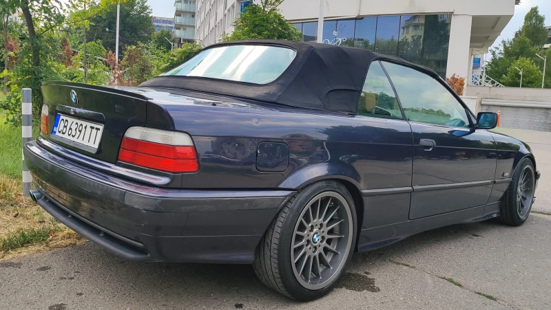 BMW 320 320i, снимка 4 - Автомобили и джипове - 51576701
