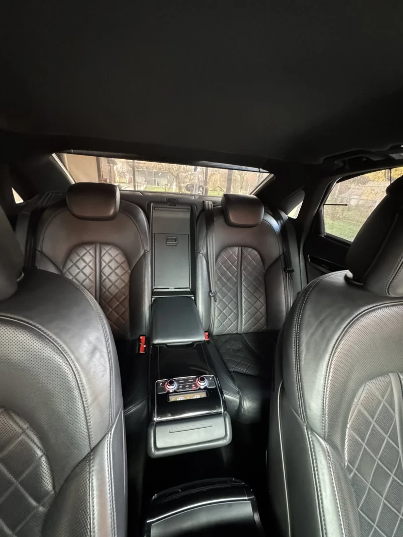 Audi A8, снимка 10 - Автомобили и джипове - 52514815