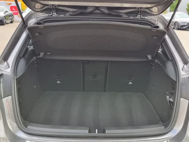 Mercedes-Benz A 220 AMG+ NIGHT+ TOTWINKEL+ 360 , снимка 10 - Автомобили и джипове - 52635084