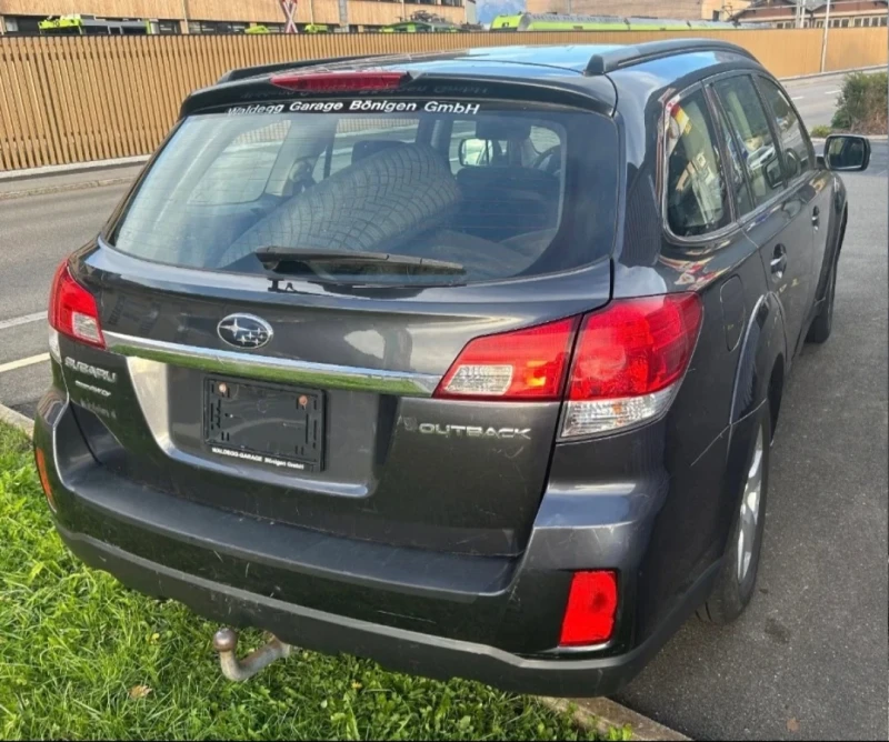 Subaru Outback 2.5 i, снимка 5 - Автомобили и джипове - 52980752