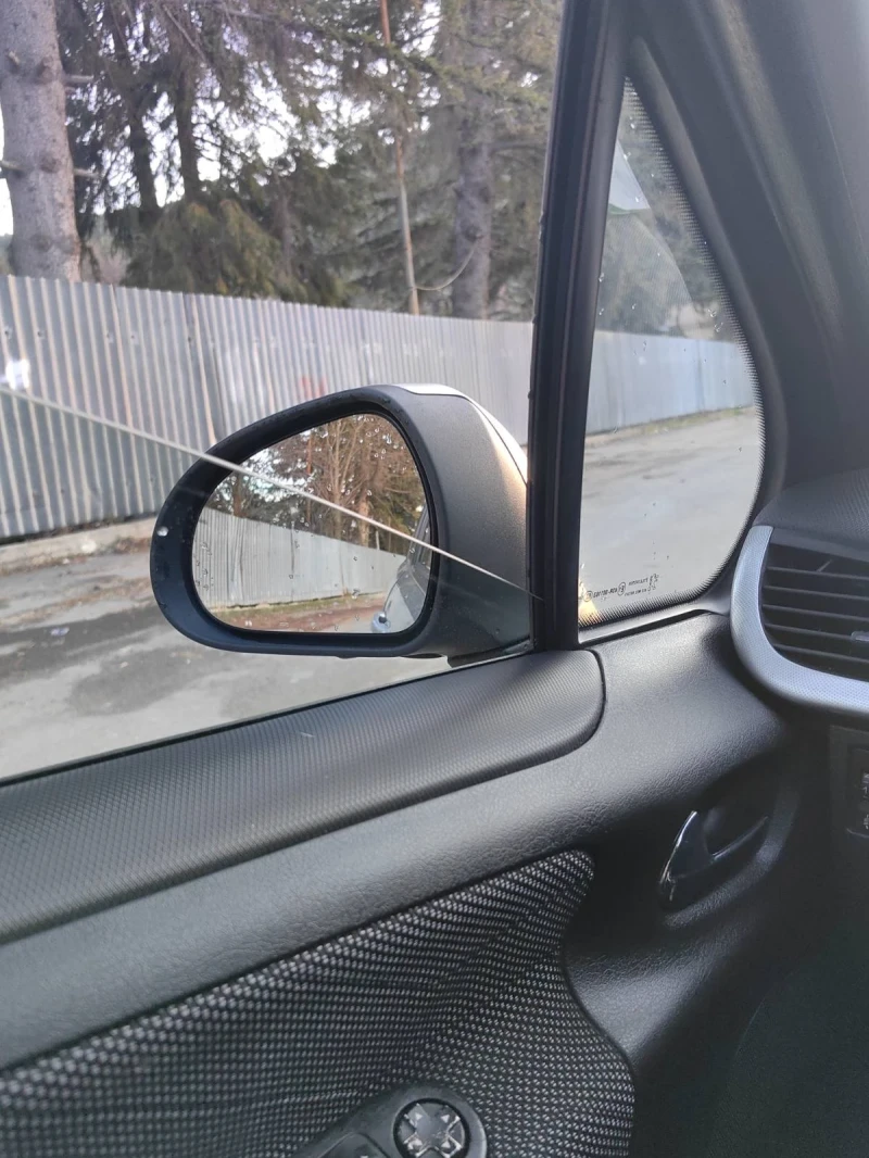 Peugeot 207, снимка 3 - Автомобили и джипове - 53100856