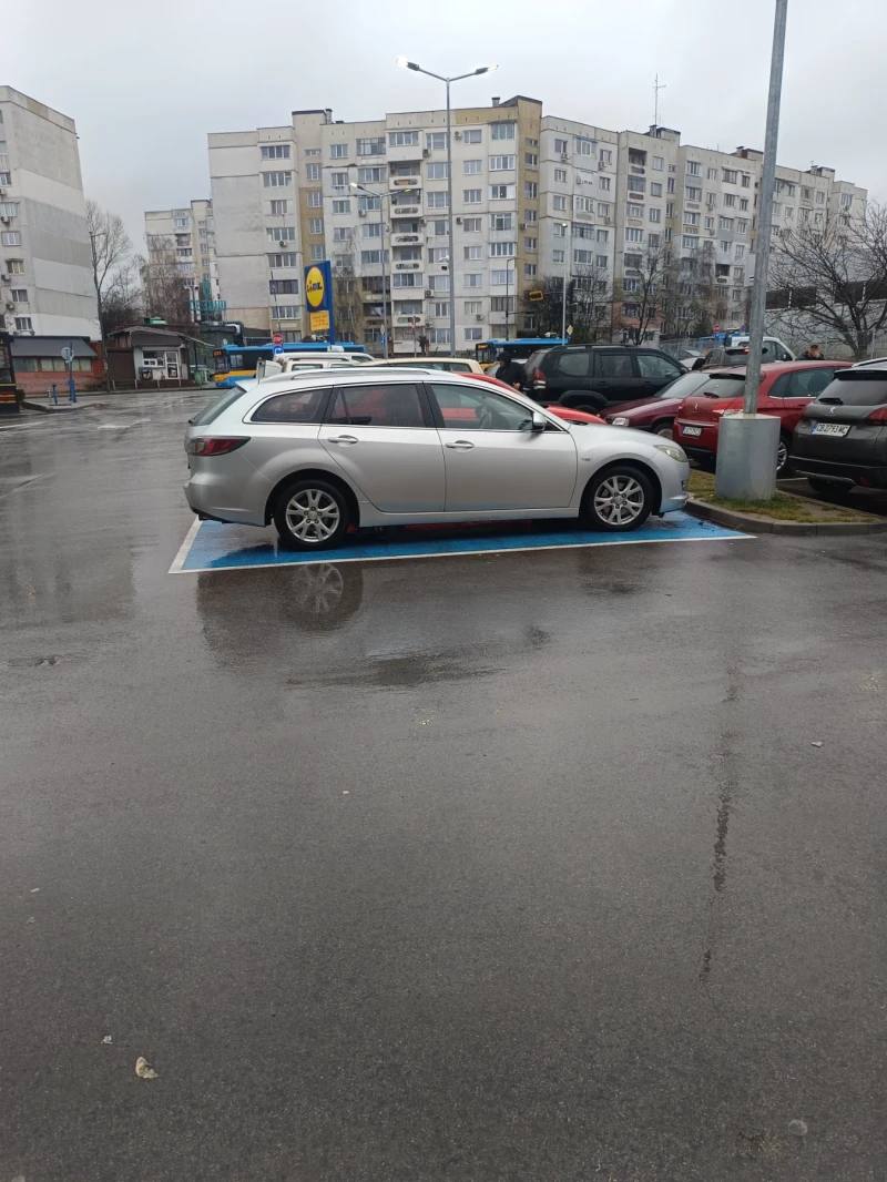 Mazda 6 Perfektna , снимка 13 - Автомобили и джипове - 53116673