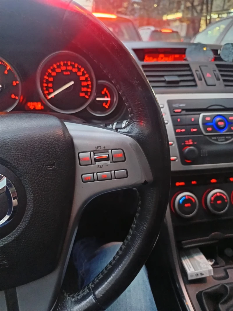 Mazda 6 Perfektna , снимка 4 - Автомобили и джипове - 53116673