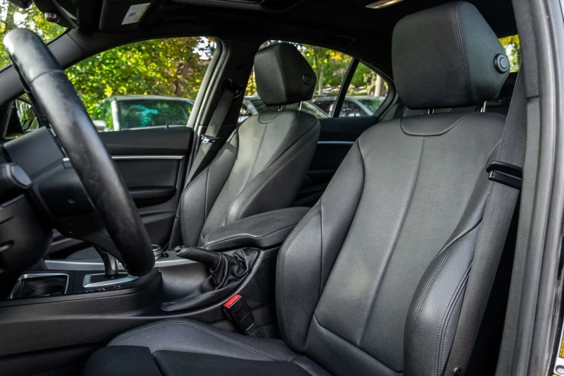 BMW 330 * xDrive * CARFAX * ЦЕНА ДО БГ, снимка 6 - Автомобили и джипове - 53220861