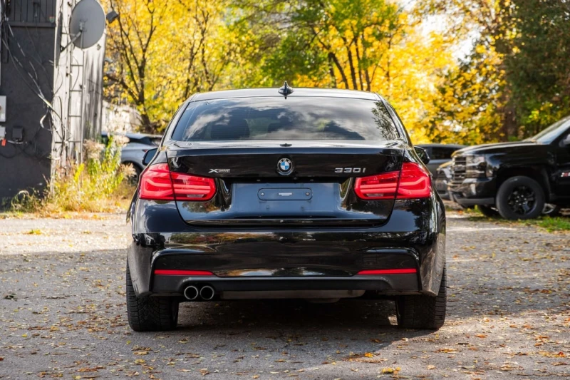 BMW 330 * xDrive * CARFAX * ЦЕНА ДО БГ, снимка 3 - Автомобили и джипове - 53220861