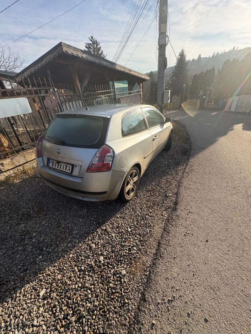 Fiat Stilo 1.6, снимка 2 - Автомобили и джипове - 53474840
