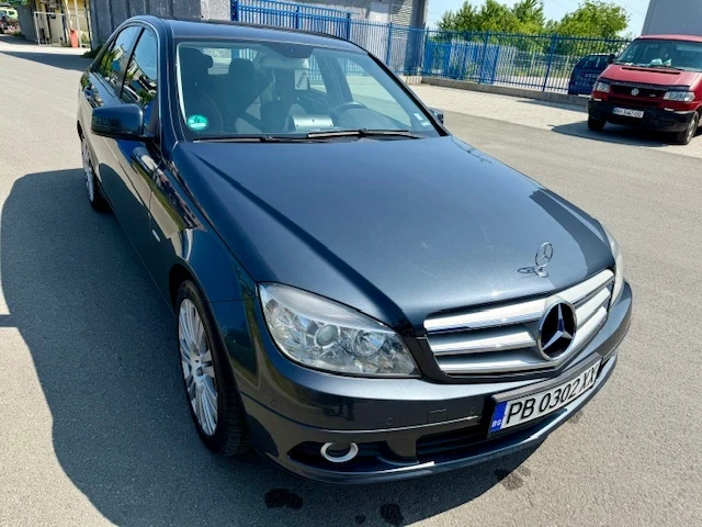 Mercedes-Benz C 180 KOMPRESSOR-НАВИГАЦИЯ-РЕГИСТРИРАН-РЕАЛНИ КМ - изображение 7