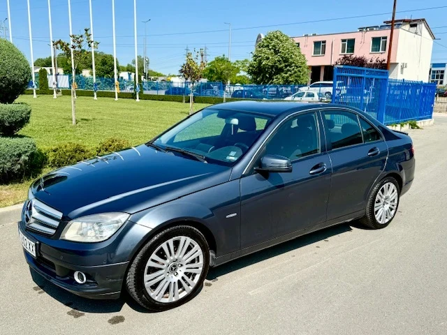 Mercedes-Benz C 180 KOMPRESSOR-НАВИГАЦИЯ-РЕГИСТРИРАН-РЕАЛНИ КМ - изображение 2
