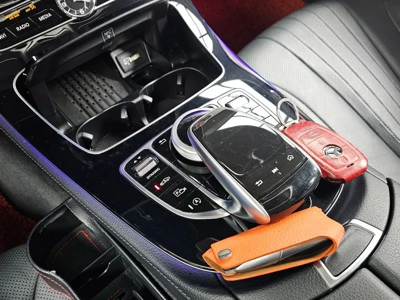 Mercedes-Benz CLS 400, снимка 9 - Автомобили и джипове - 54288630