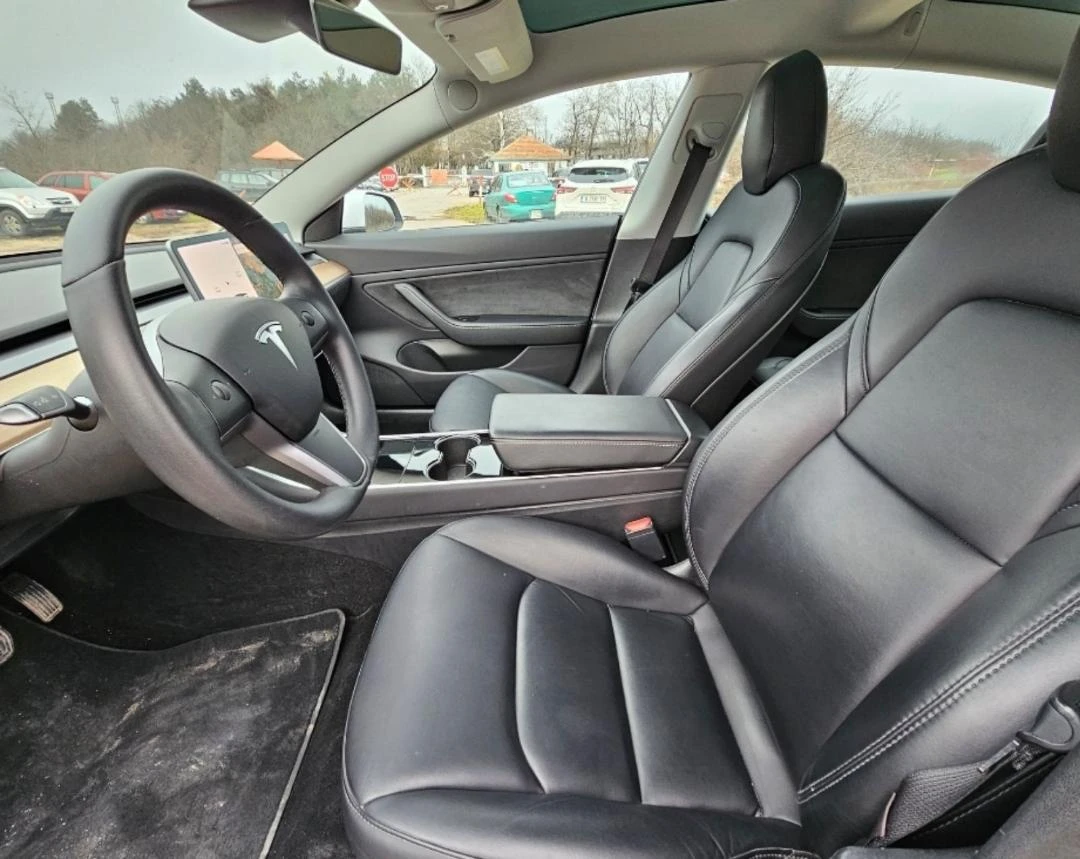 Tesla Model 3  44   | Mobile.bg   14