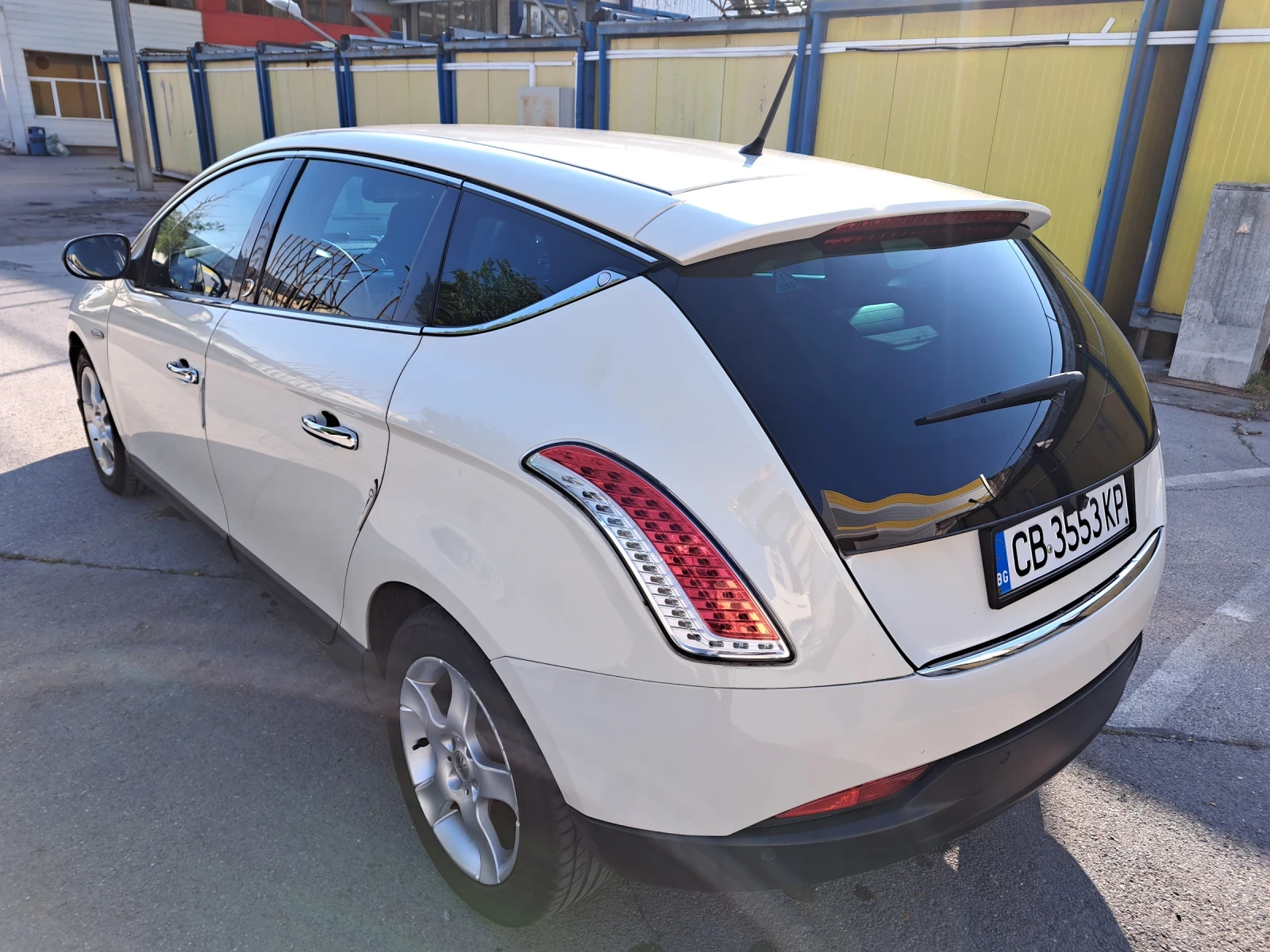 Lancia Delta 1.4 бензин/газ 120 кс, 6 скорасти - изображение 5