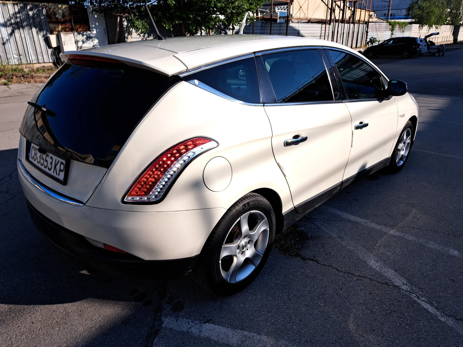 Lancia Delta 1.4 бензин/газ 120 кс, 6 скорасти - изображение 3