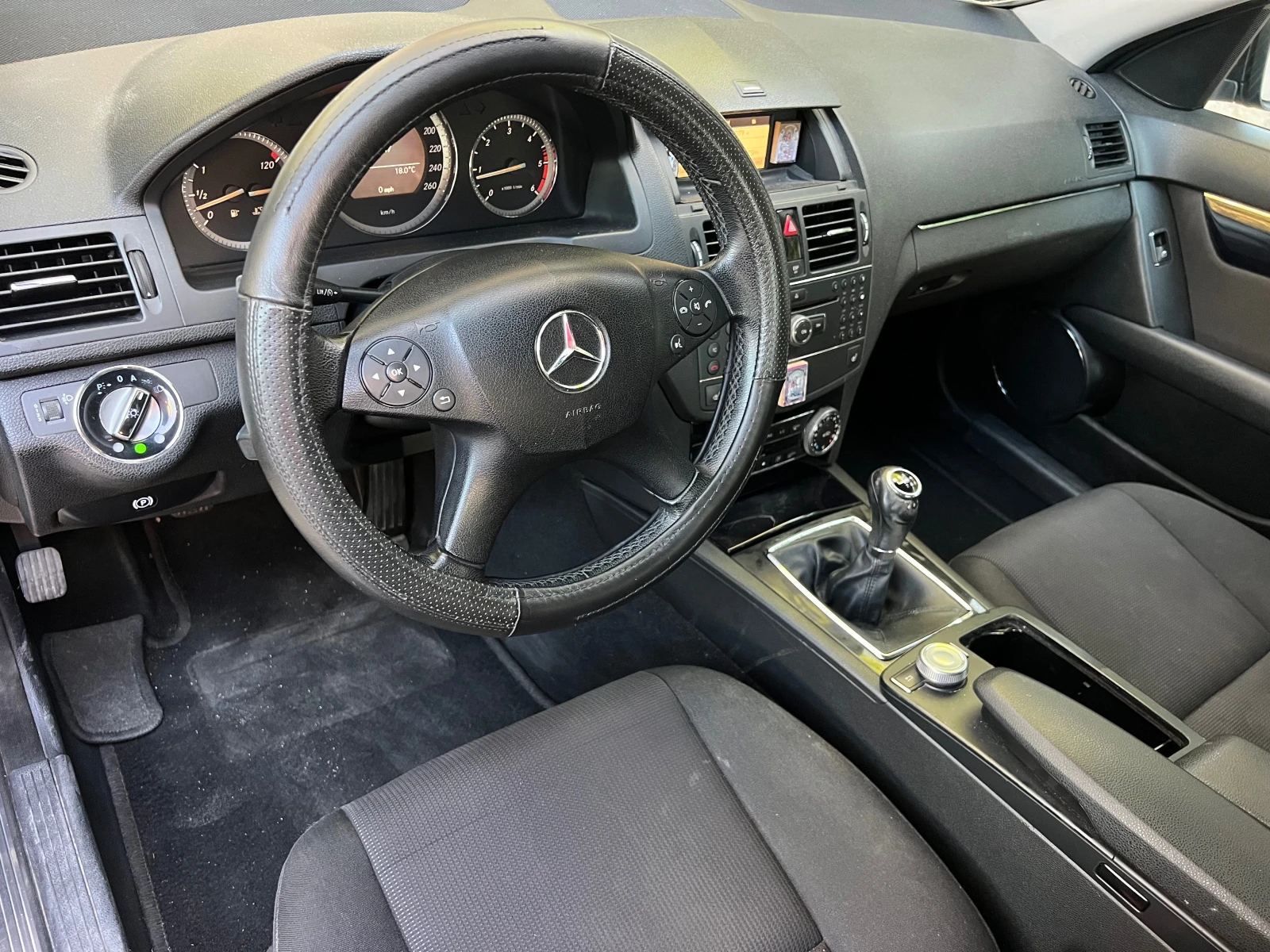 Mercedes-Benz C 200 2.2CDI SEDAN/NAVI/6sk/PODGREV/UNIKAT - изображение 10