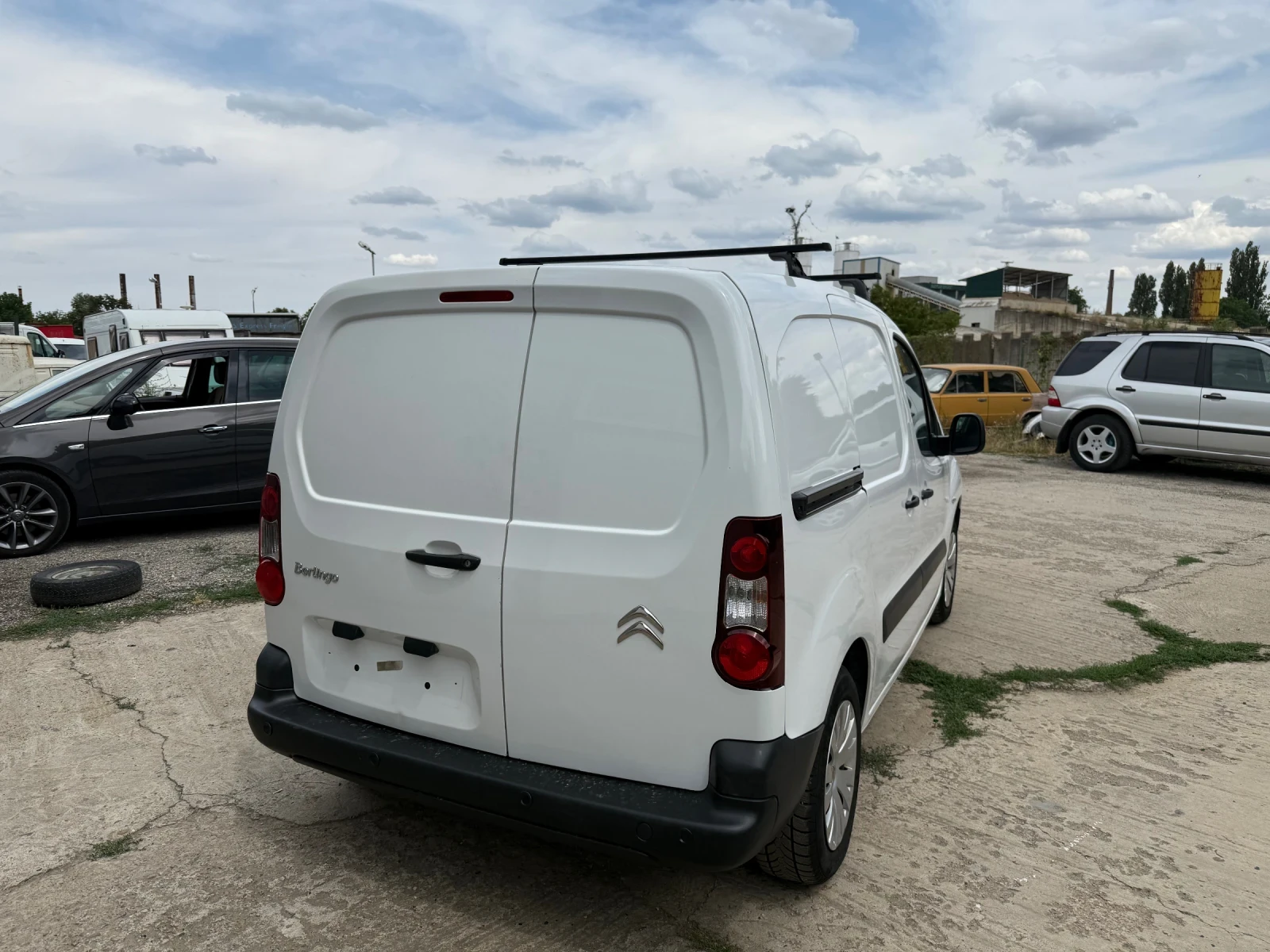 Citroen Berlingo 1.6i, Swiss, 3 местен, мултимедия, бензинов, клима - изображение 8