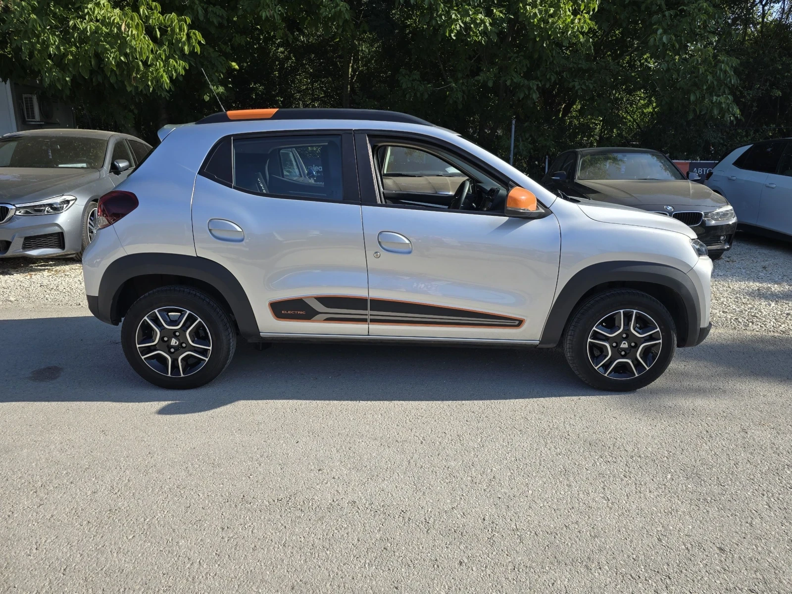 Dacia Spring Comfort Plus 45 CCS Гаранция Лизинг - изображение 6