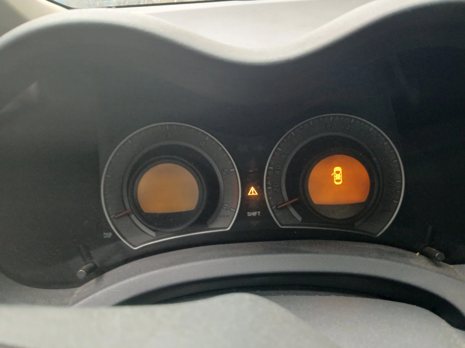 Toyota Auris 1.4 D4-D - изображение 5