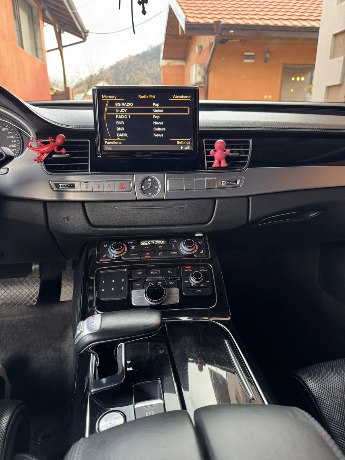 Audi A8  - изображение 8