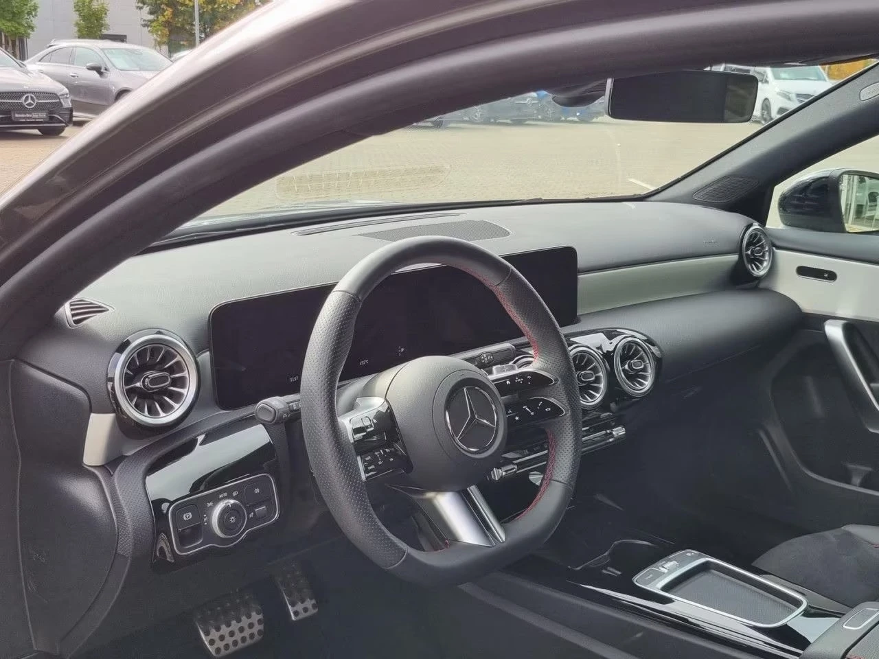 Mercedes-Benz A 220 AMG+ NIGHT+ TOTWINKEL+ 360  - изображение 3