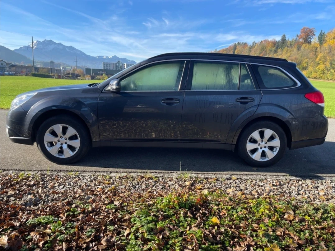 Subaru Outback 2.5 i - изображение 2