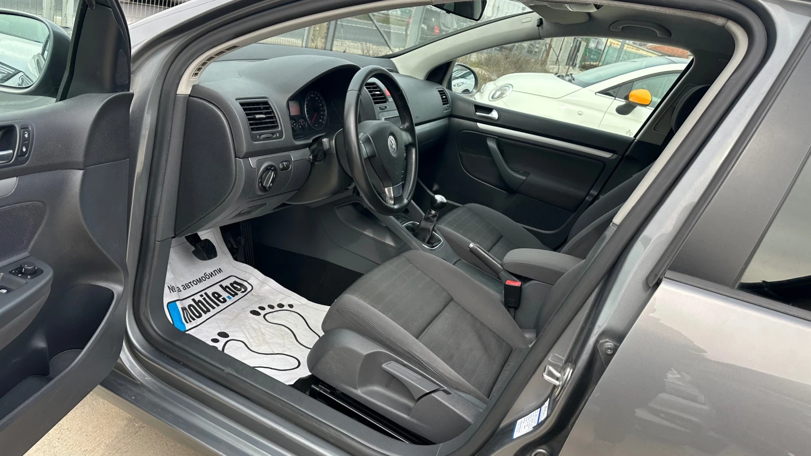 VW Golf 1.6i 102к. Нави! Камера! 139000км! - изображение 9