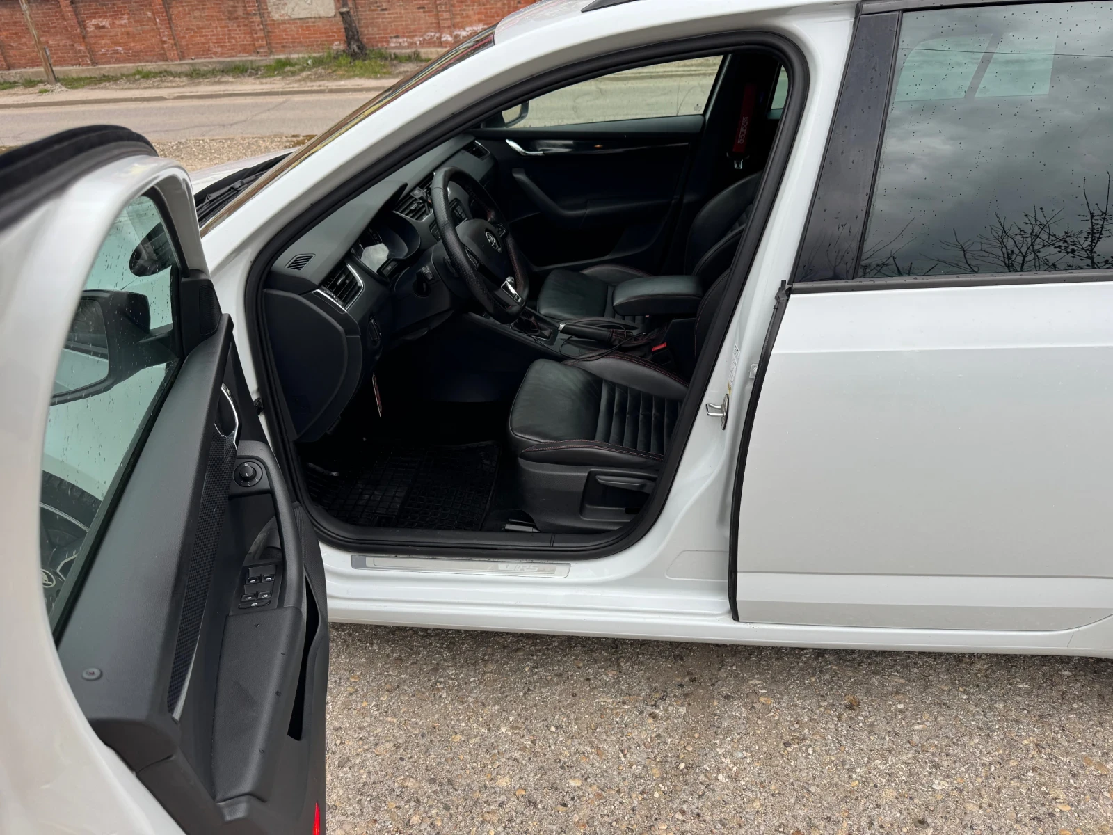 Skoda Octavia 2.0TDI/184кс/VRS, снимка 9 - Автомобили и джипове - 53999720