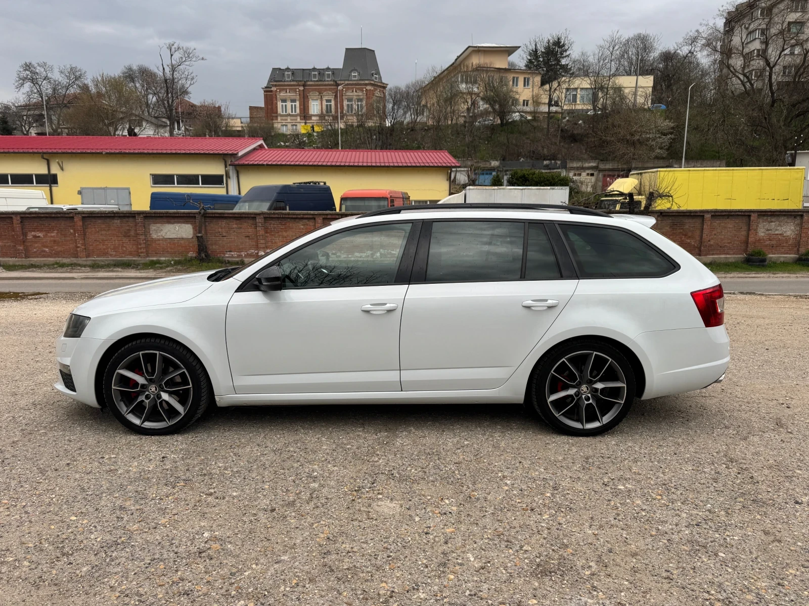 Skoda Octavia 2.0TDI/184кс/VRS, снимка 3 - Автомобили и джипове - 53999720