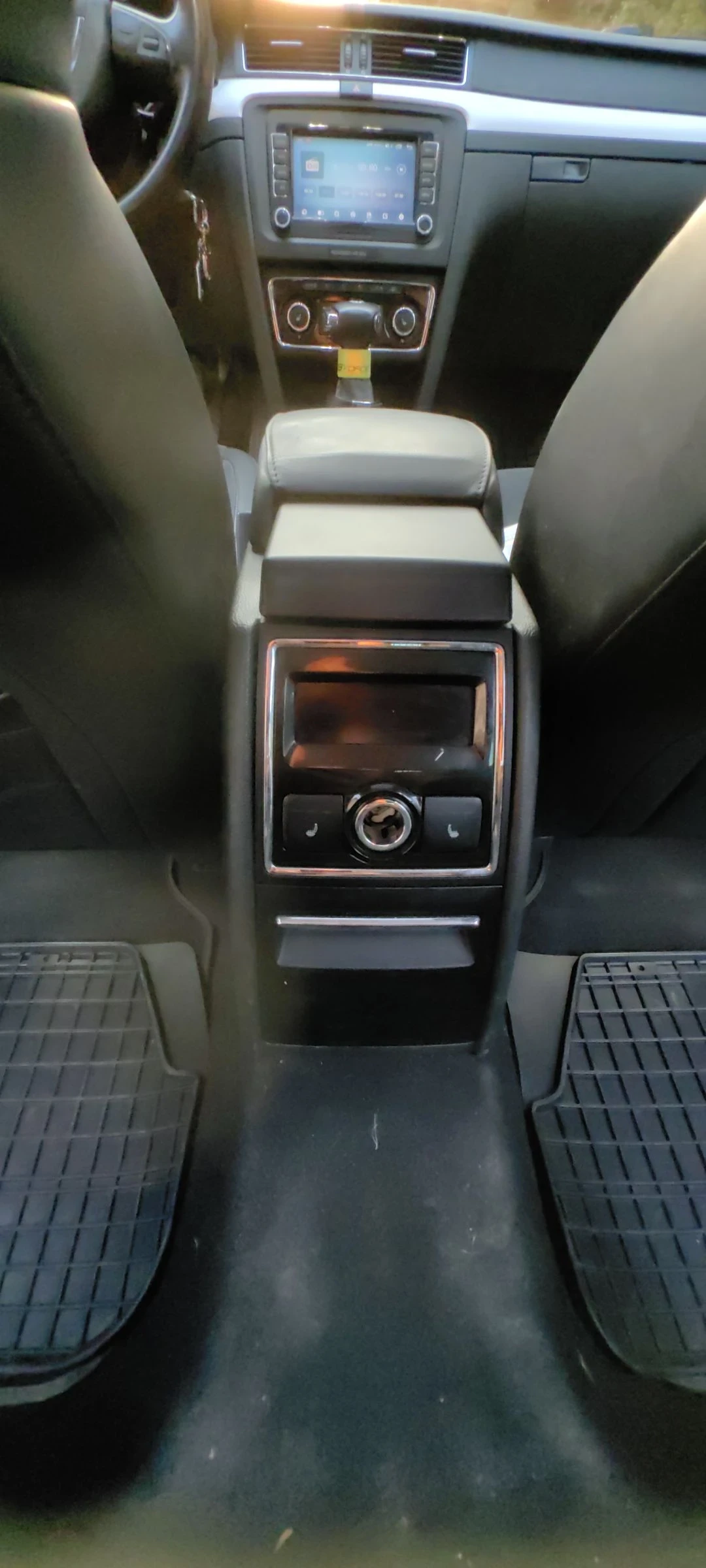 Skoda Superb, снимка 10 - Автомобили и джипове - 54026800