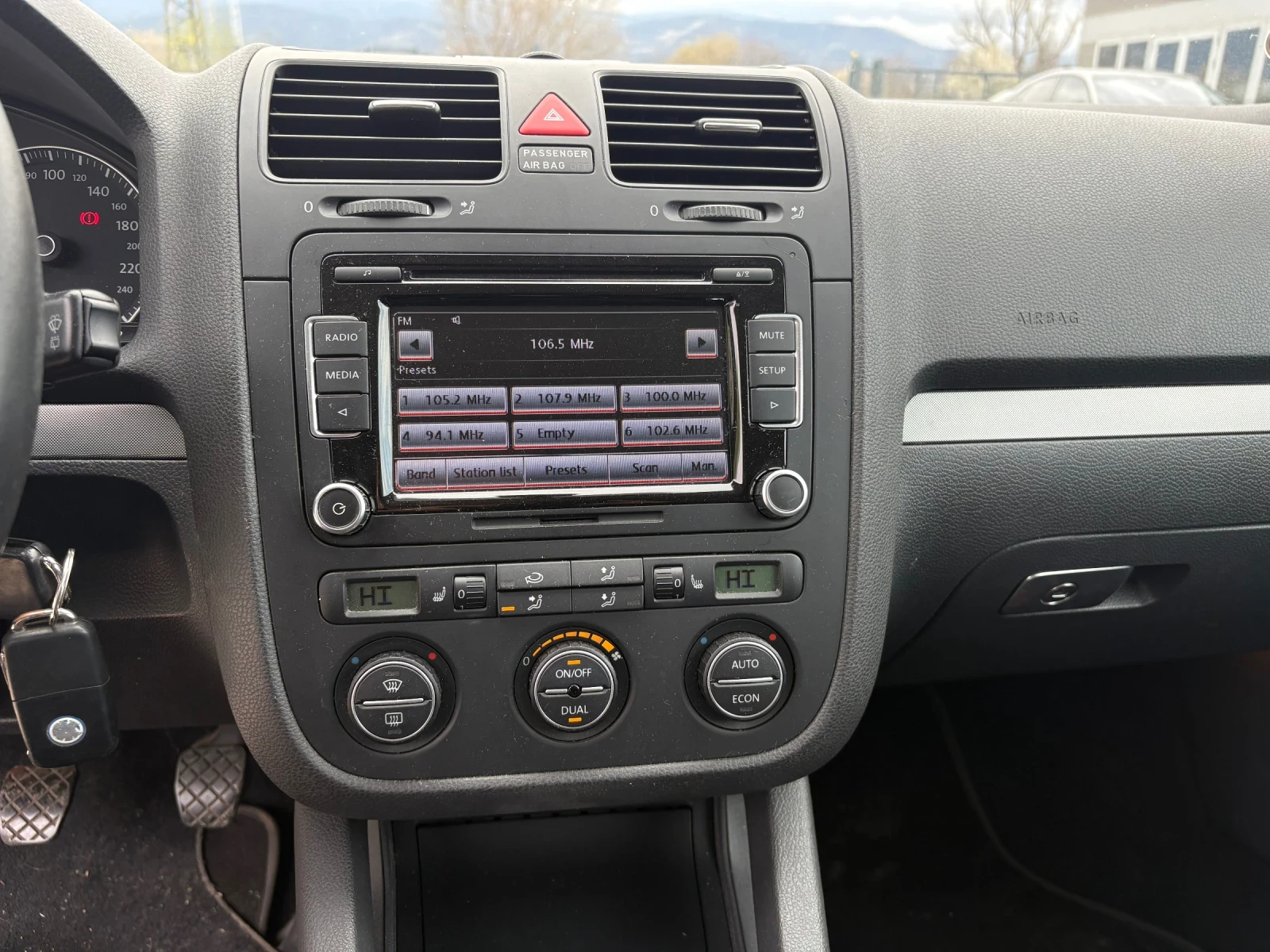 VW Golf, снимка 7 - Автомобили и джипове - 54081837