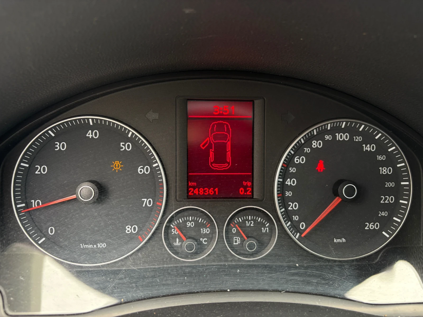 VW Golf, снимка 8 - Автомобили и джипове - 54081837