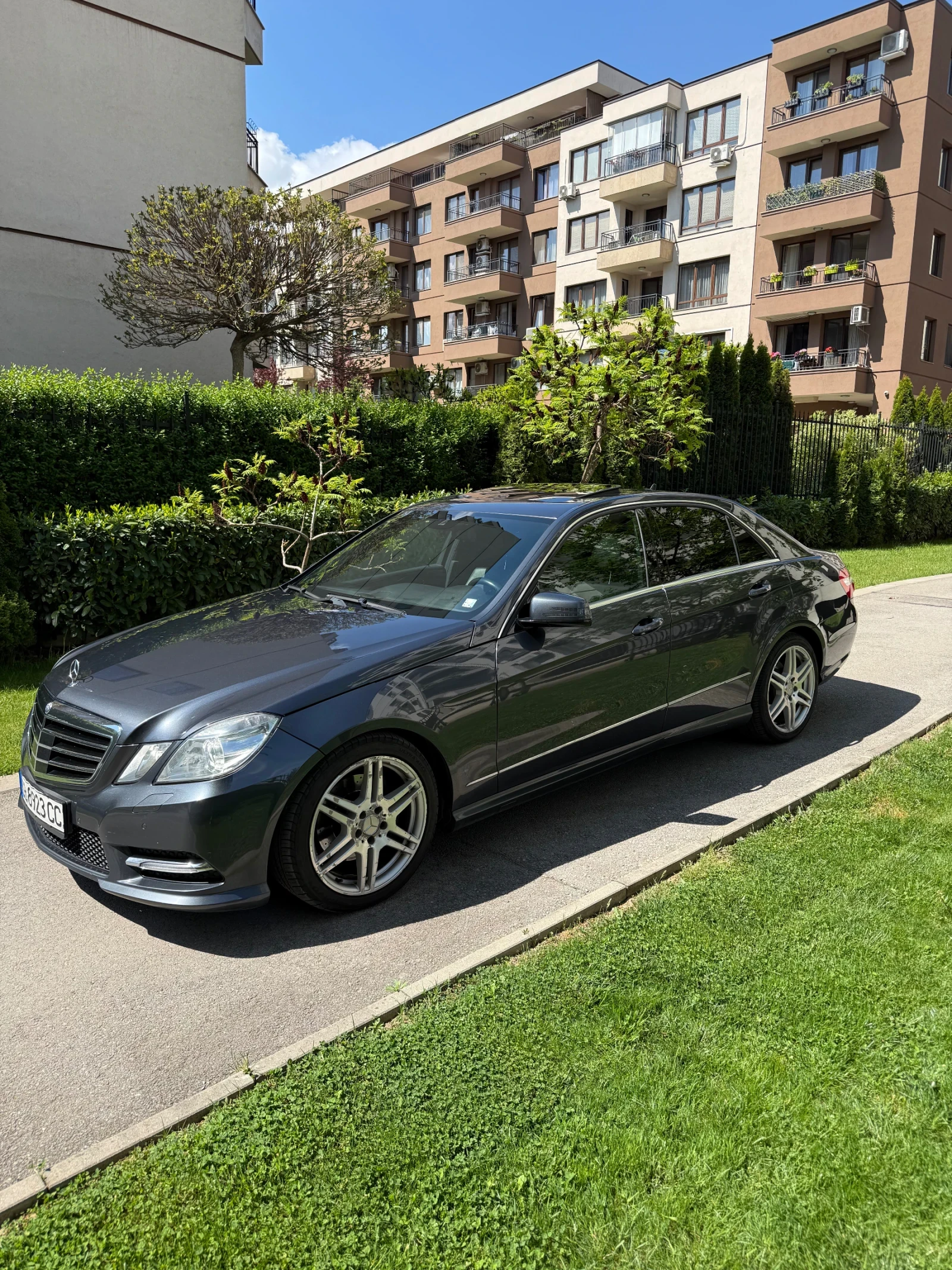 Mercedes-Benz E 300