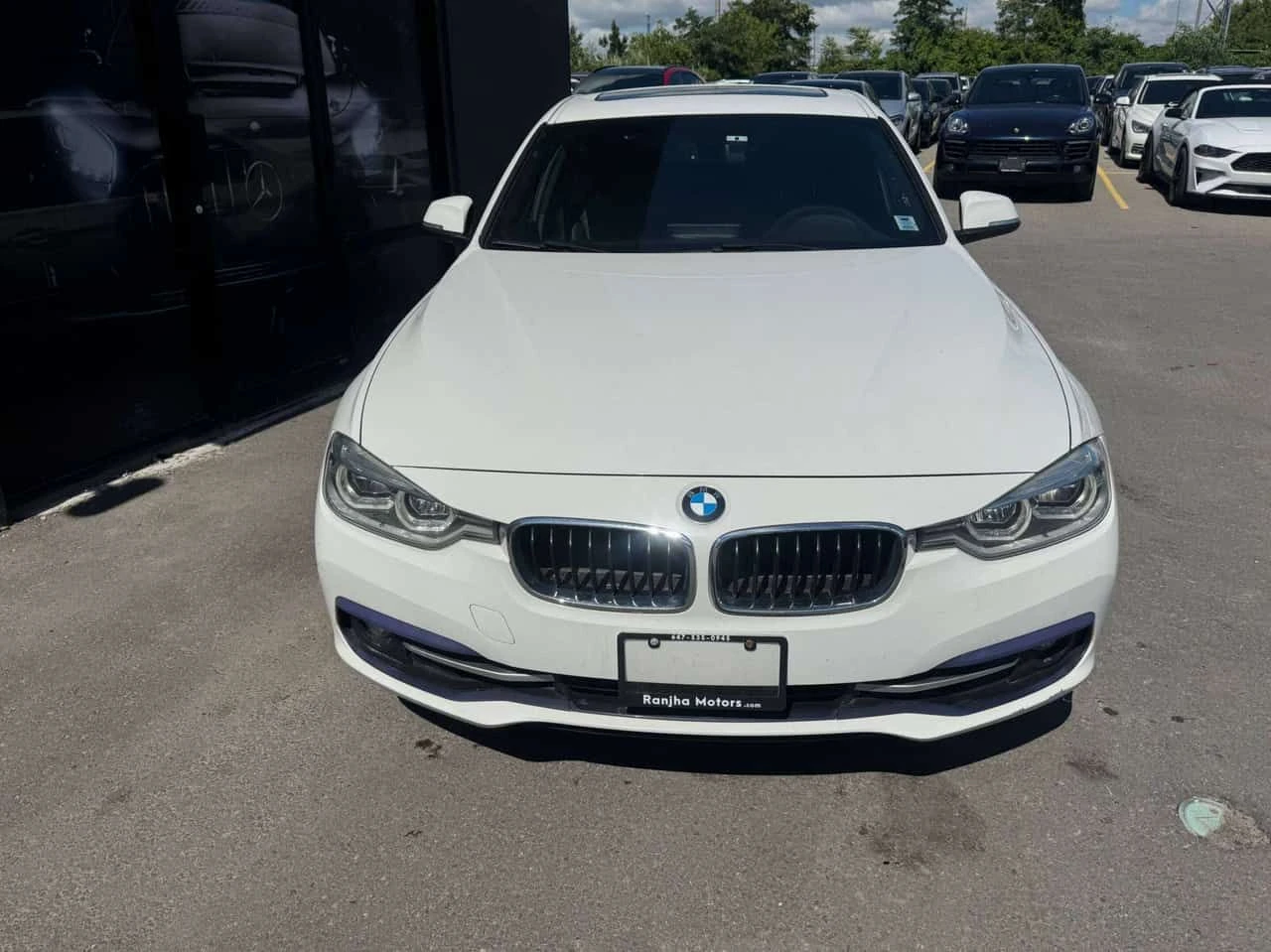 BMW 330 * xDrive * АВТОКРЕДИТ БЕЗ ПЪРВОНАЧАЛНА ВНОСКА, снимка 2 - Автомобили и джипове - 54552736