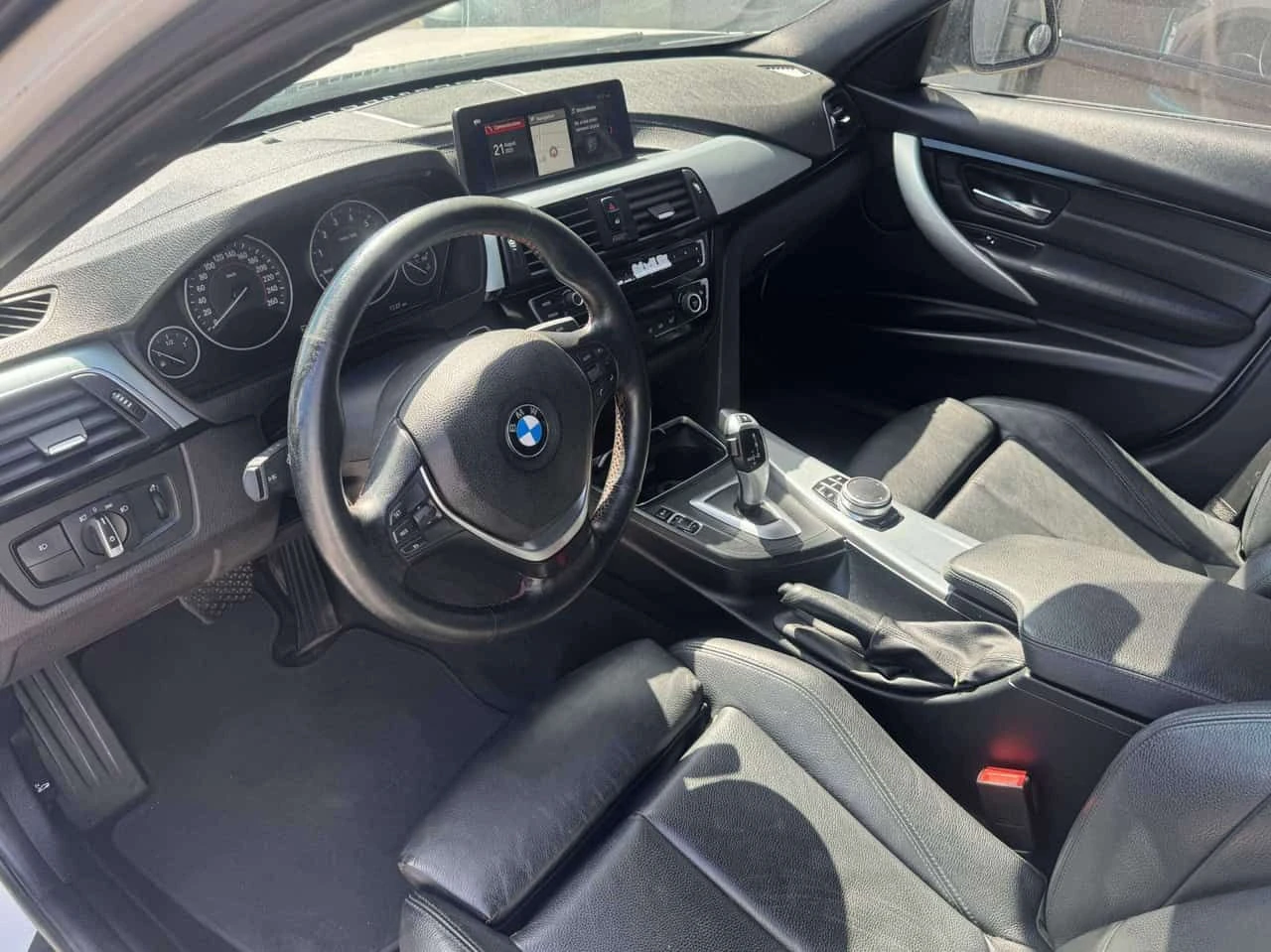 BMW 330 * xDrive * АВТОКРЕДИТ БЕЗ ПЪРВОНАЧАЛНА ВНОСКА, снимка 8 - Автомобили и джипове - 54552736