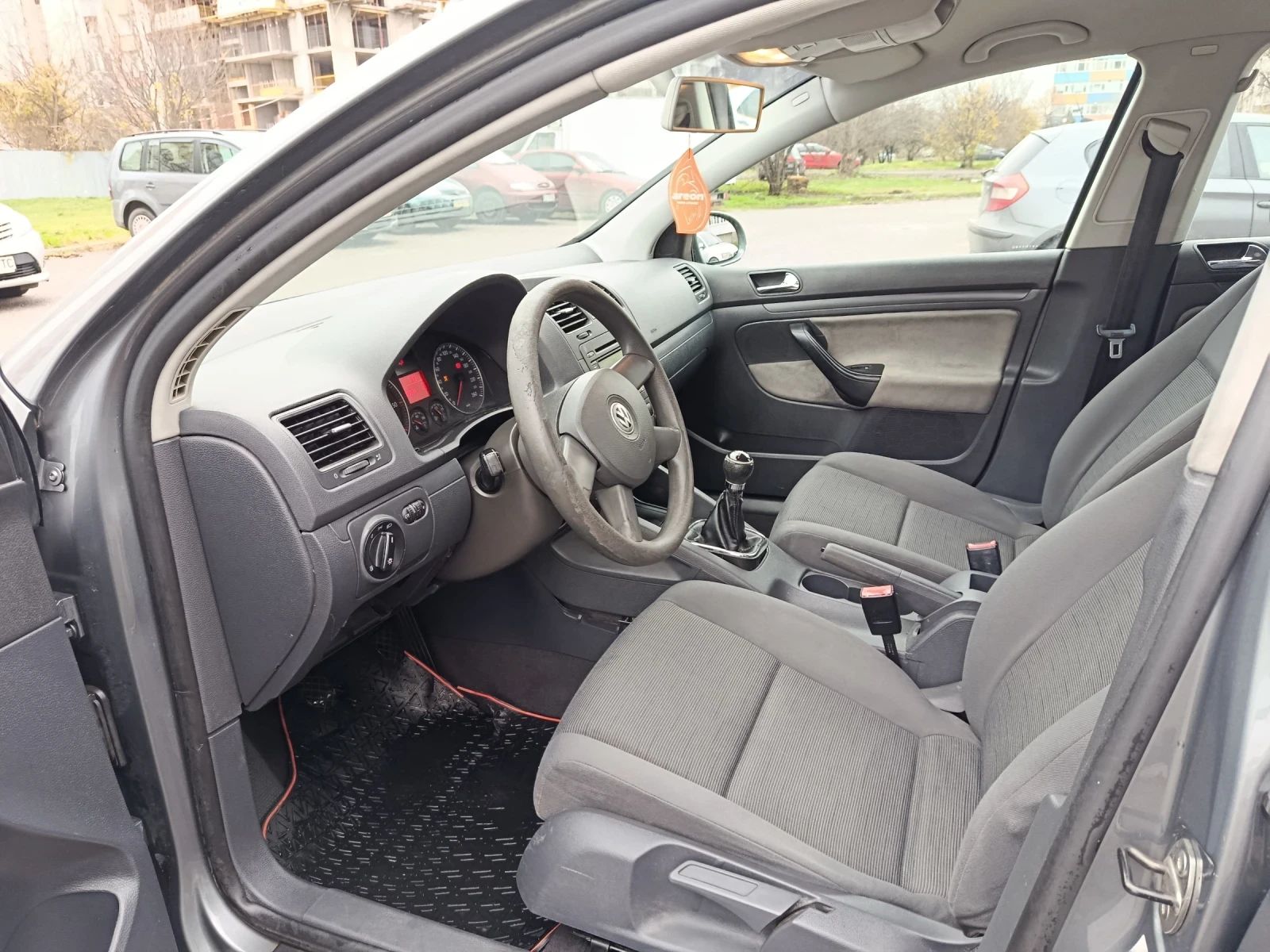 VW Golf 2.0 SDI, снимка 6 - Автомобили и джипове - 54701169