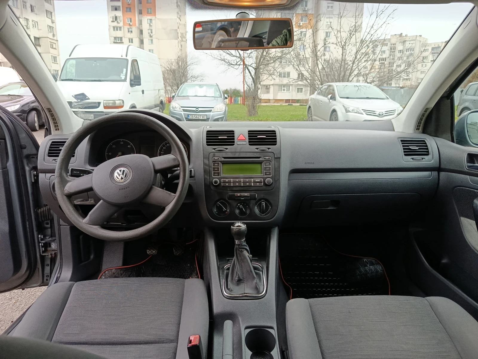 VW Golf 2.0 SDI, снимка 5 - Автомобили и джипове - 54701169