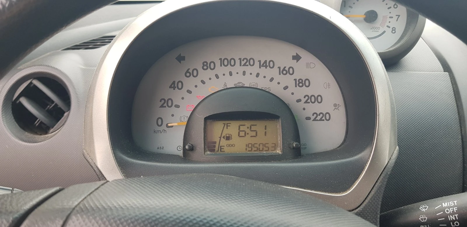 Daihatsu Sirion 4x4, снимка 7 - Автомобили и джипове - 55710226