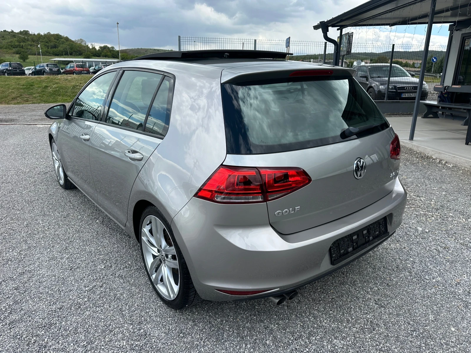 VW Golf 2.0TDI 150ks, снимка 6 - Автомобили и джипове - 55729572