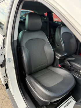 Hyundai IX35 1.7 CRDI 4-ПОДГРЕВА ЛИЗИНГ, снимка 13