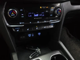 Hyundai Santa fe Diesel 2.2 2Wd Prestige, снимка 16