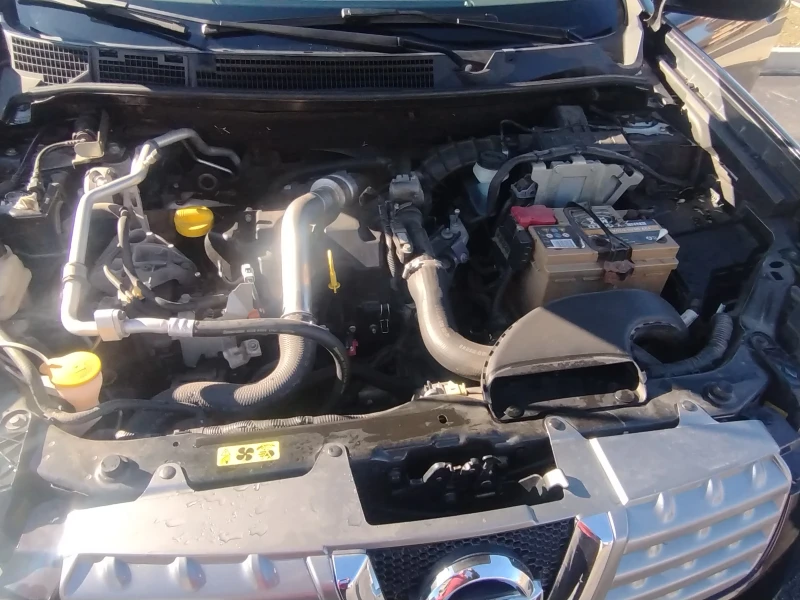 Nissan Qashqai 1.5 DCI, снимка 7 - Автомобили и джипове - 48143836