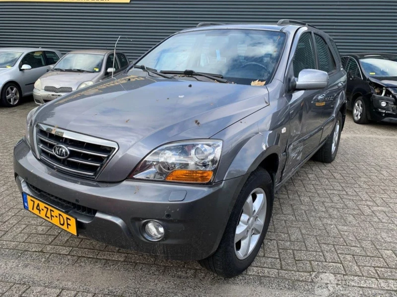 Kia Sorento 3.3 LPG, снимка 1 - Автомобили и джипове - 48727941