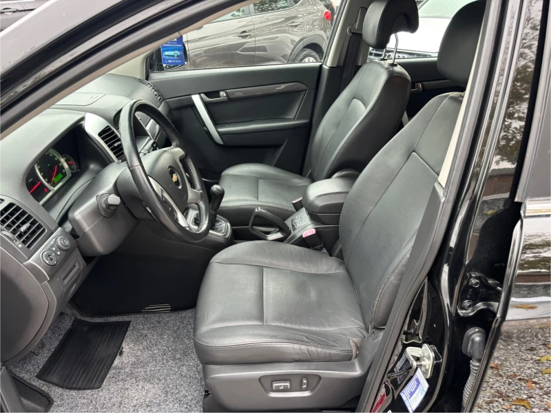 Chevrolet Captiva 2.0d-4x4, снимка 8 - Автомобили и джипове - 52321422